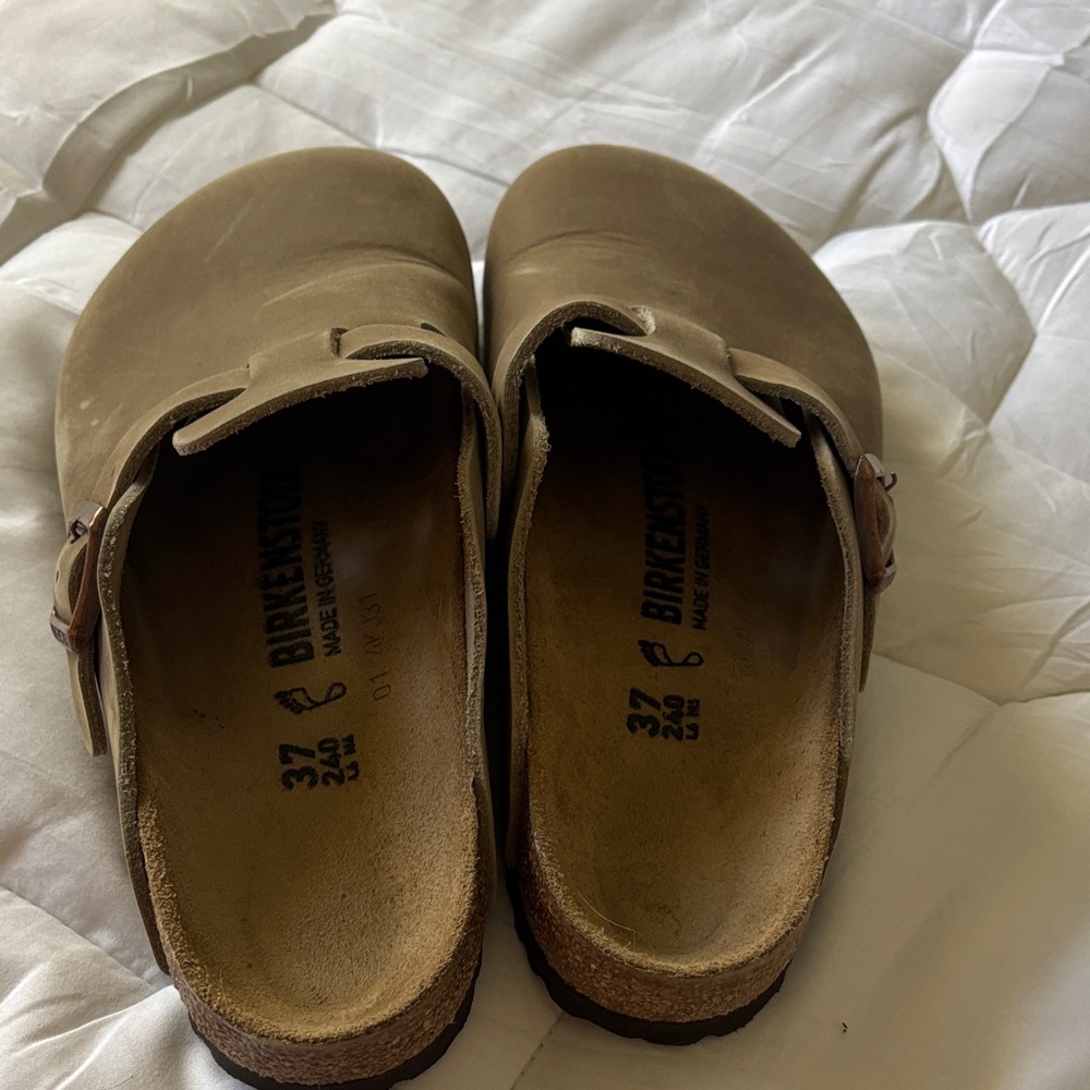Boston Oiled Birkenstock Tan Slip-On Clogs